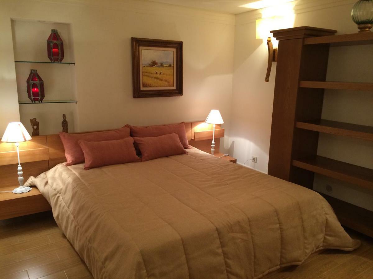 Apartamento Com Piscina Cruz Quebrada Exterior foto