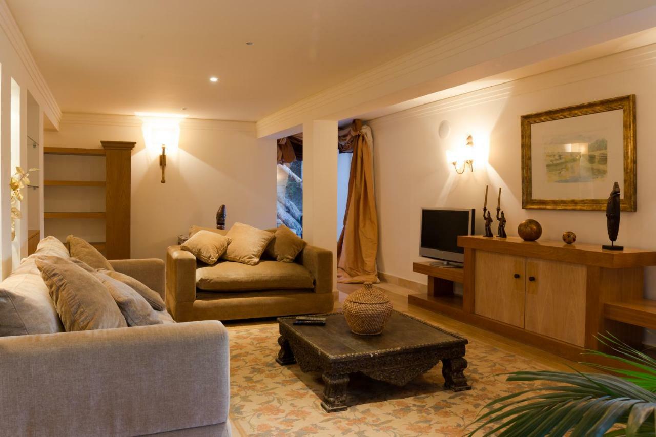 Apartamento Com Piscina Cruz Quebrada Exterior foto