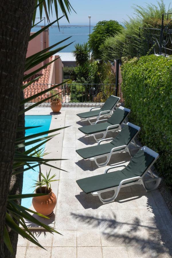 Apartamento Com Piscina Cruz Quebrada Exterior foto